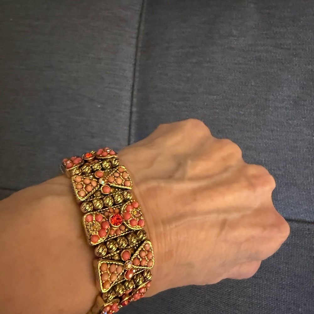 Stretch Gold Tone Wide Bangle Bracelet with Pink, Coral Beads & Red Rhinestones. - Picture 3 of 5